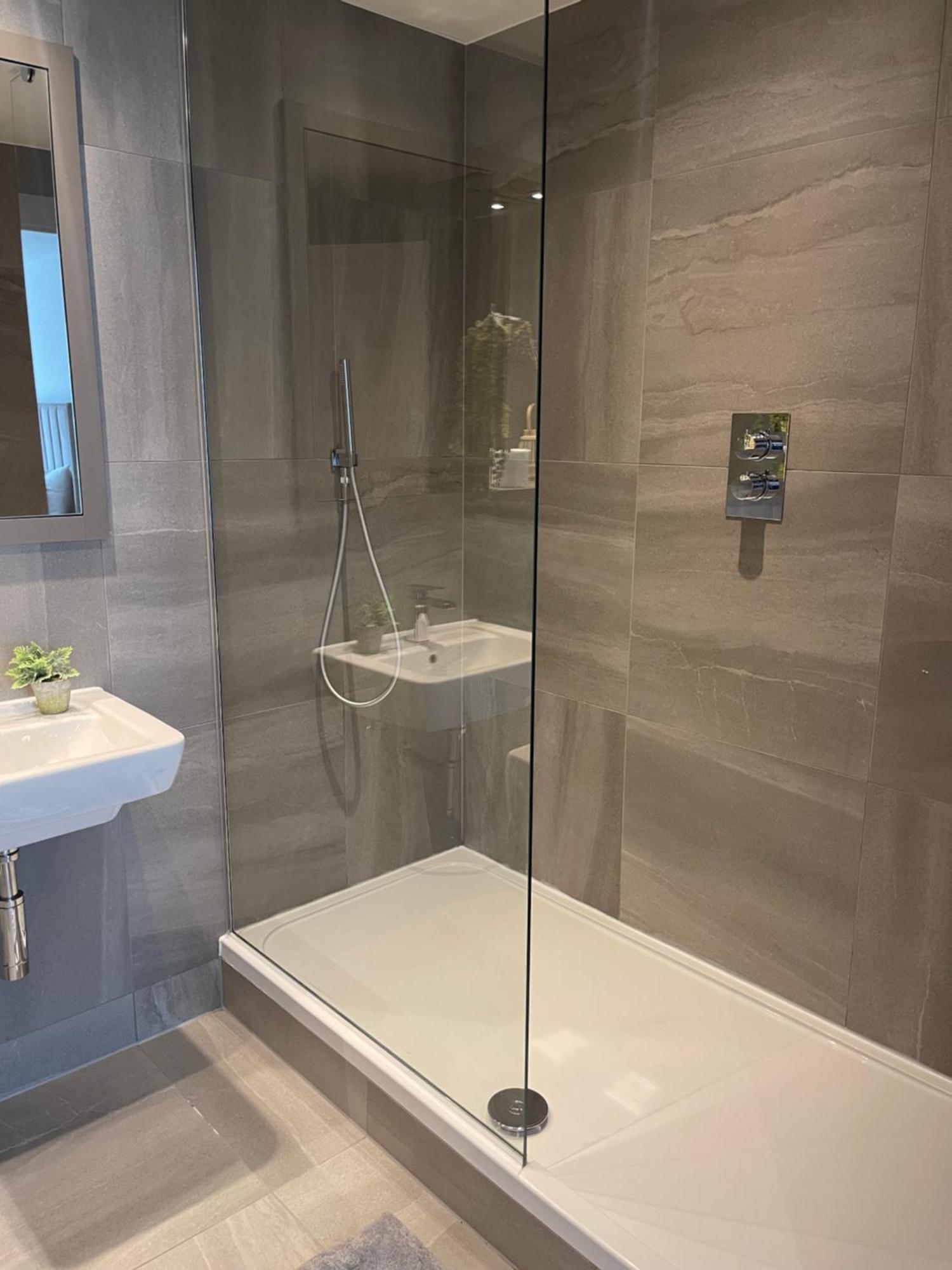 Modern 2 Bedroom City Centre Apartment W Balcony Манчестер Екстер'єр фото