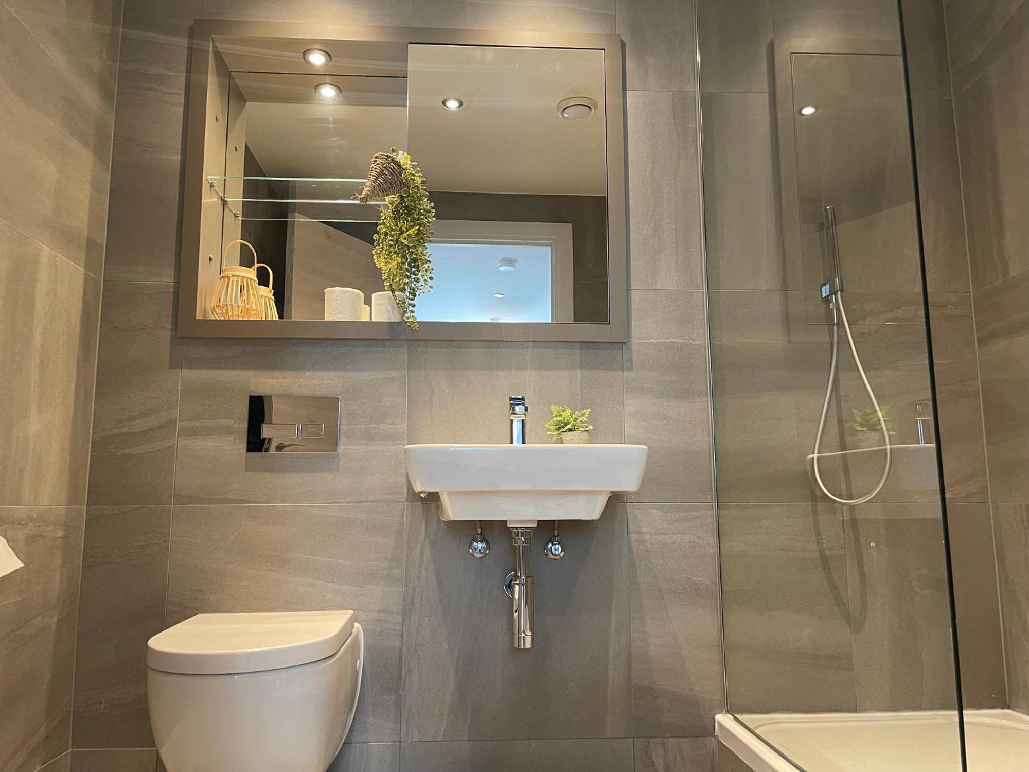 Modern 2 Bedroom City Centre Apartment W Balcony Манчестер Екстер'єр фото